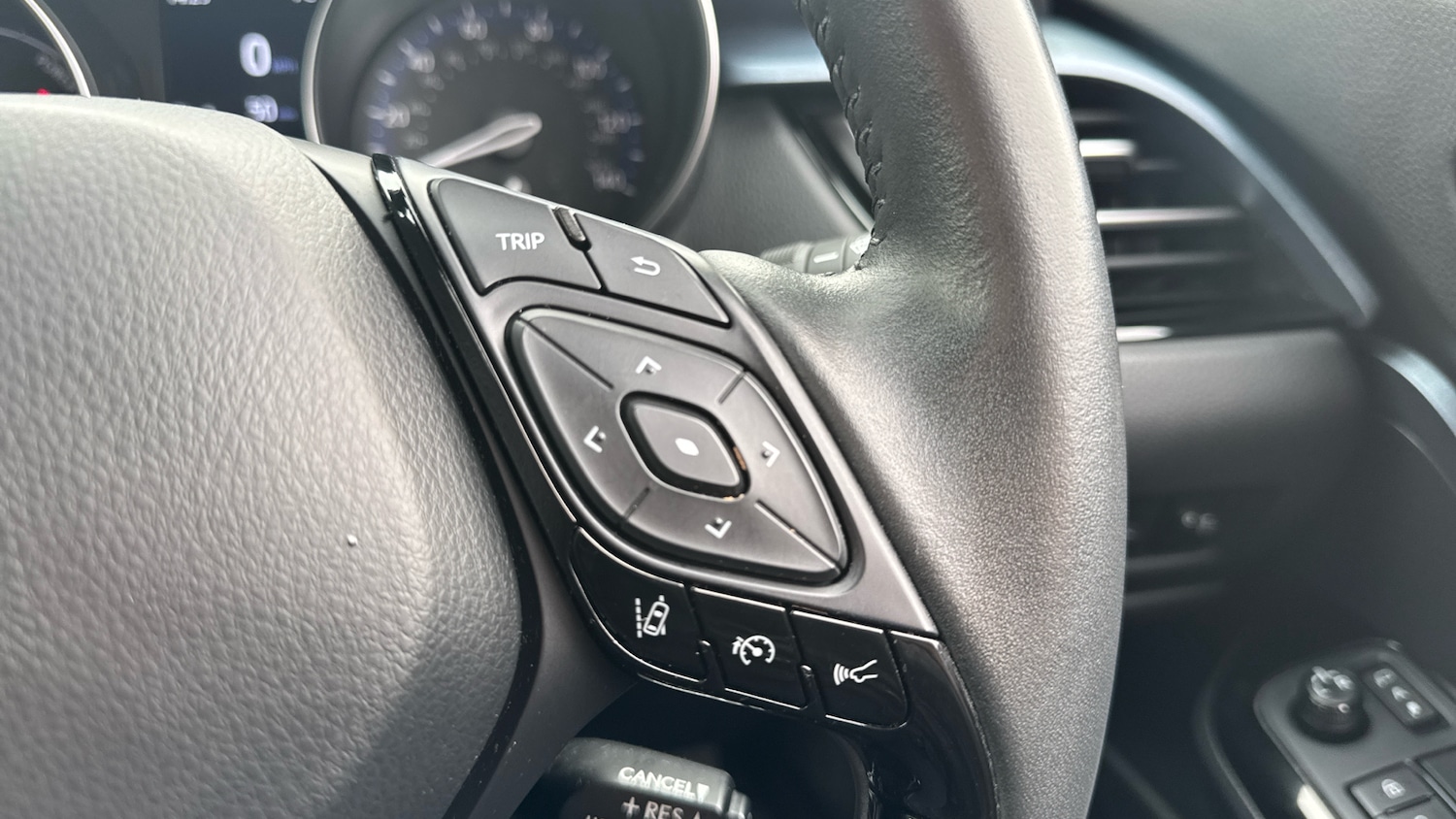 Used Toyota C-HR 2021 for sale - 77601913: Photo 20