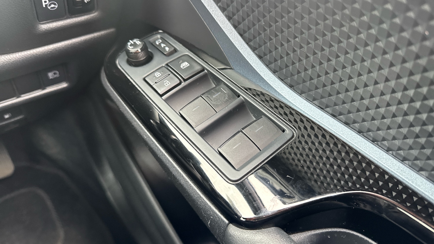 Used Toyota C-HR 2021 for sale - 77601913: Photo 26