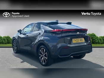 Used Toyota C-HR 2025 for sale - 78787452: Photo