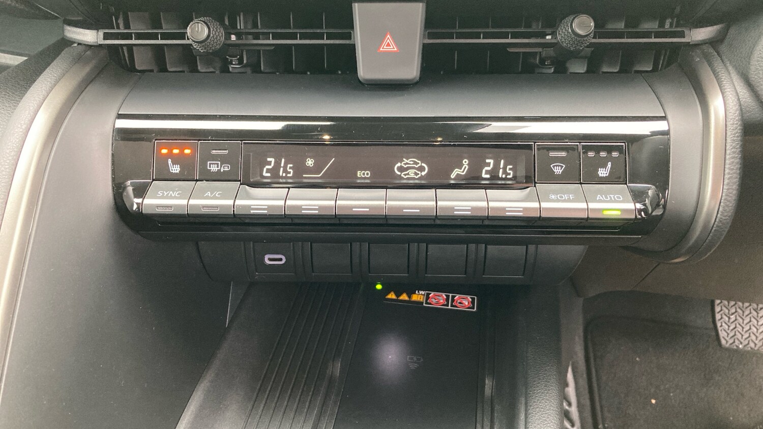 Used Toyota C-HR 2025 for sale - 76126226: Photo 42