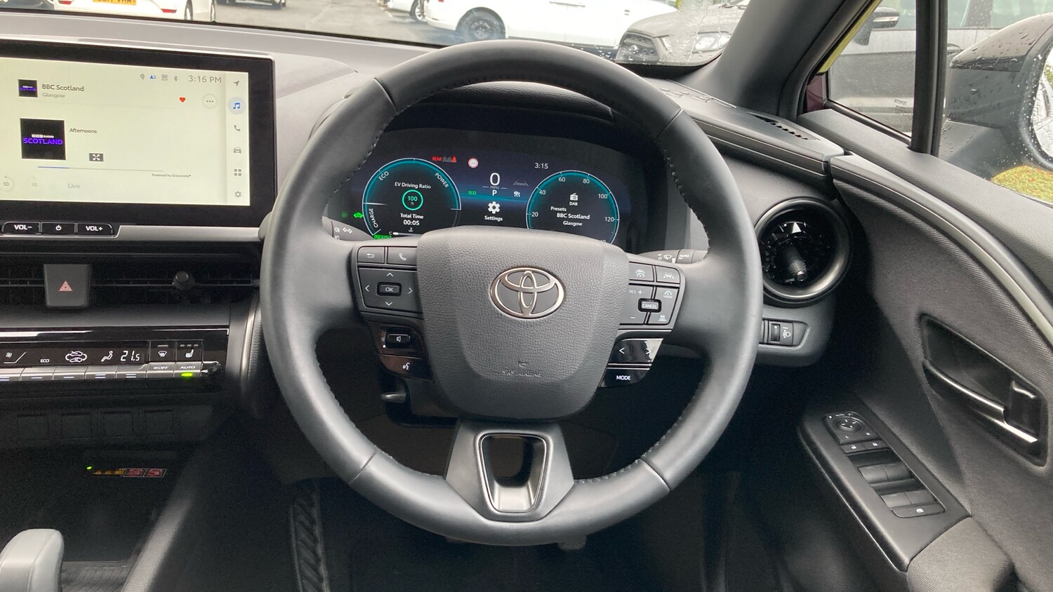 Used Toyota C-HR 2025 for sale - 76126226: Photo 6