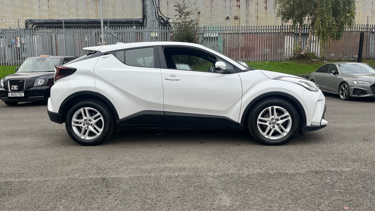 Used Toyota C-HR 2022 for sale - 76232213: Photo 16