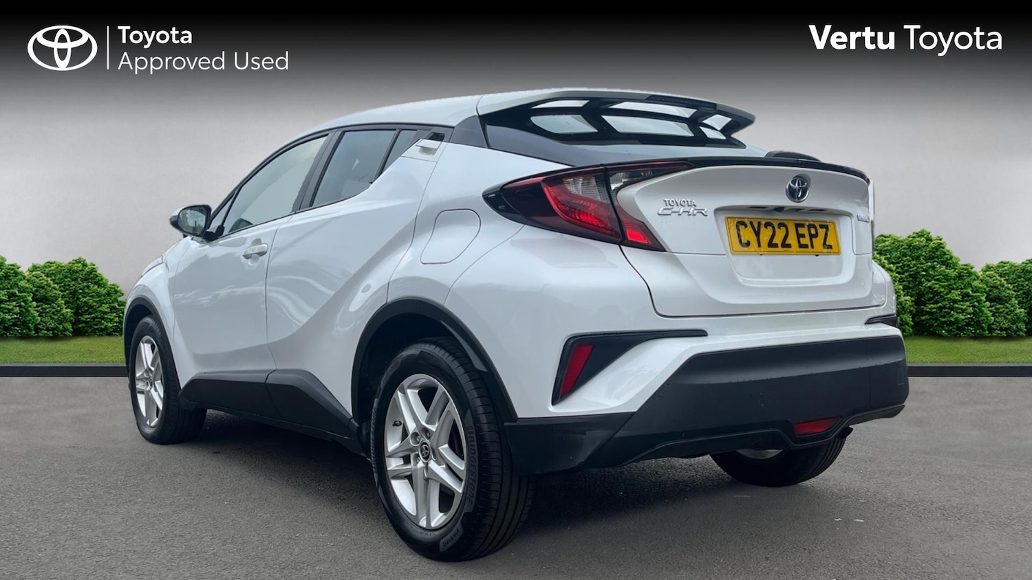Used Toyota C-HR 2022 for sale - 76232213: Photo 2