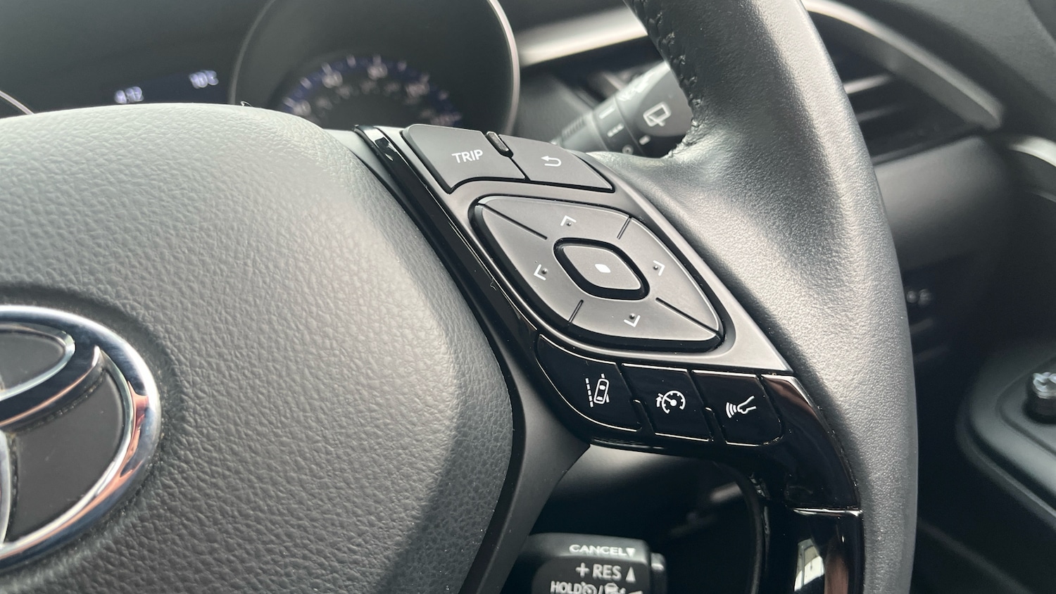 Used Toyota C-HR 2022 for sale - 76232213: Photo 42