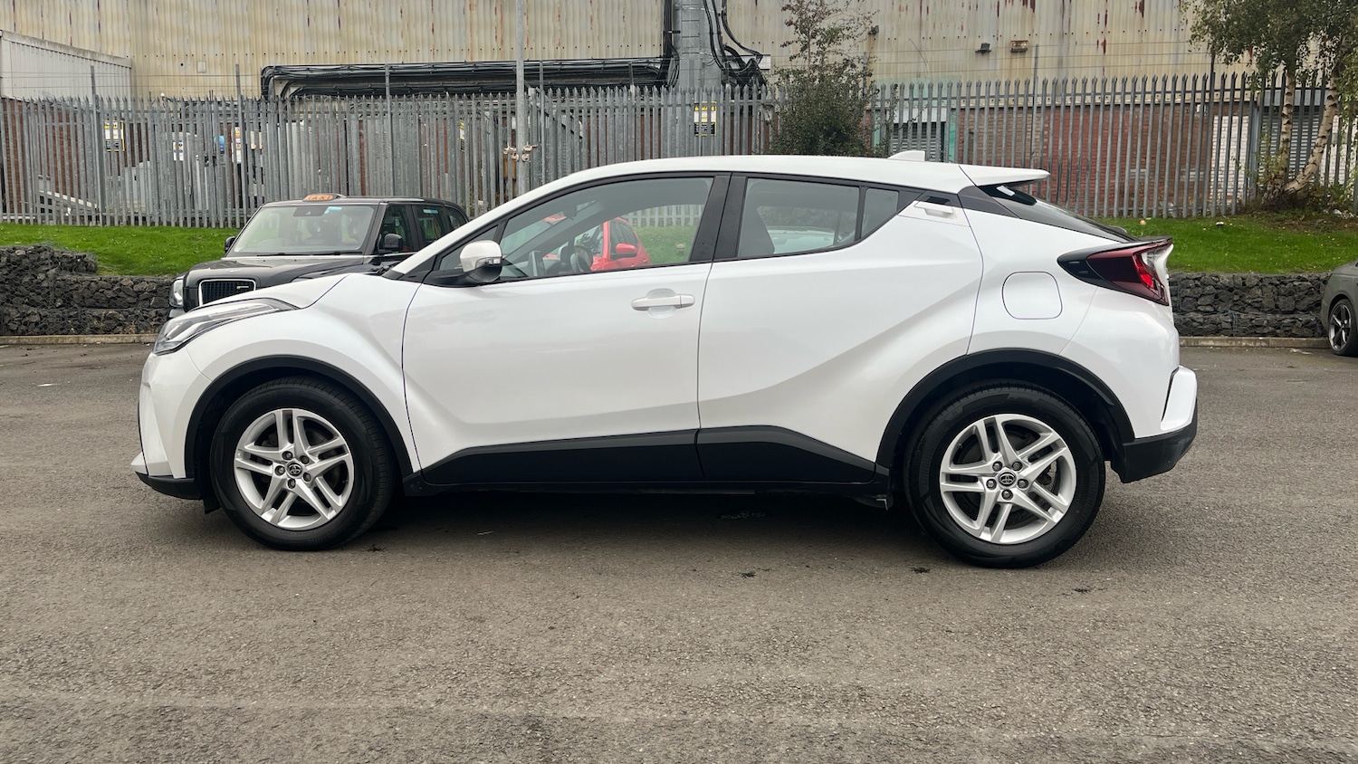 Used Toyota C-HR 2022 for sale - 76232213: Photo 46