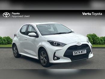 Used Toyota Yaris 2024 for sale - 79081472: Photo