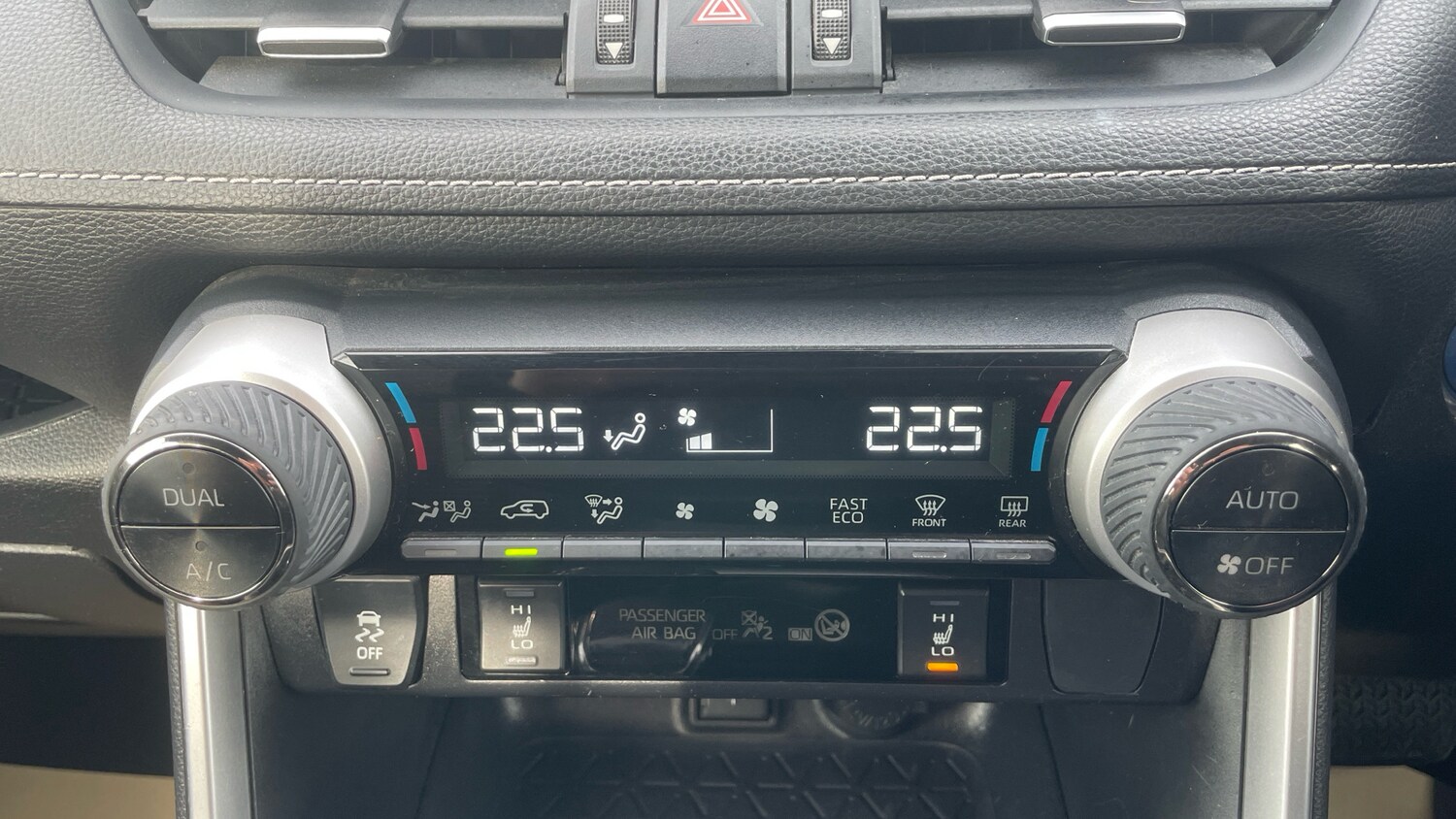 Used Toyota RAV4 2021 for sale - 77830396: Photo 32