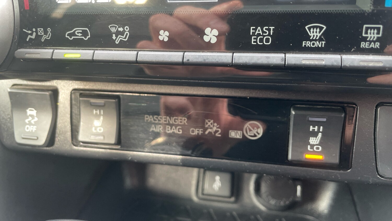 Used Toyota RAV4 2021 for sale - 77830396: Photo 33