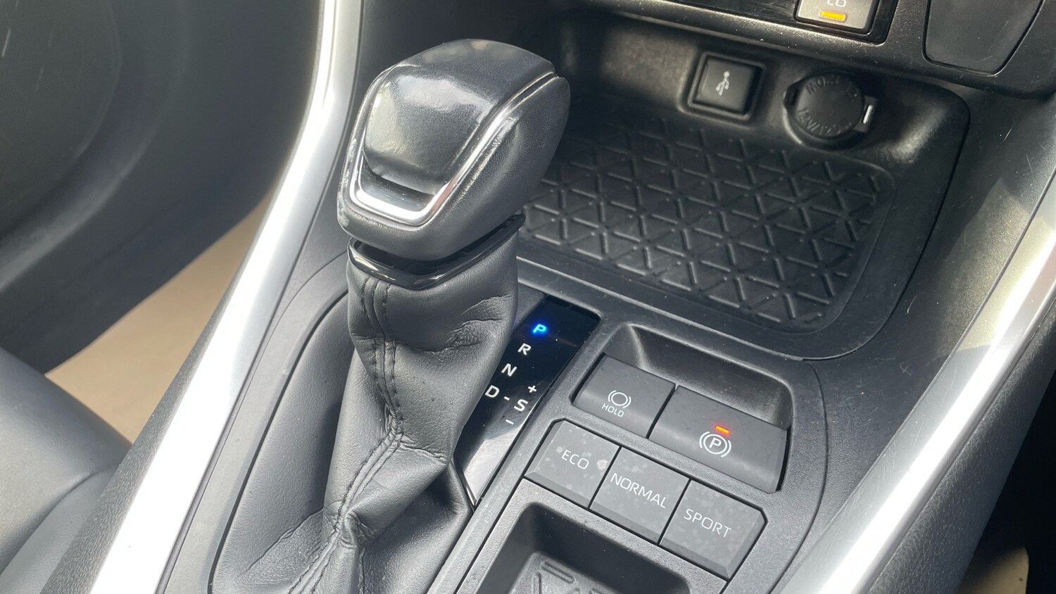 Used Toyota RAV4 2021 for sale - 77830396: Photo 35