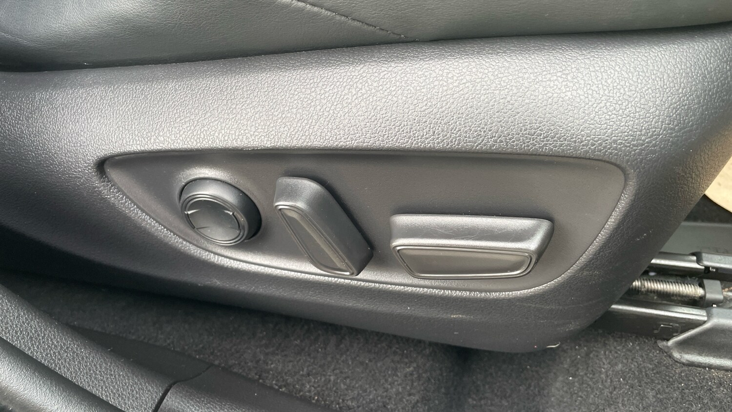 Used Toyota RAV4 2021 for sale - 77830396: Photo 44