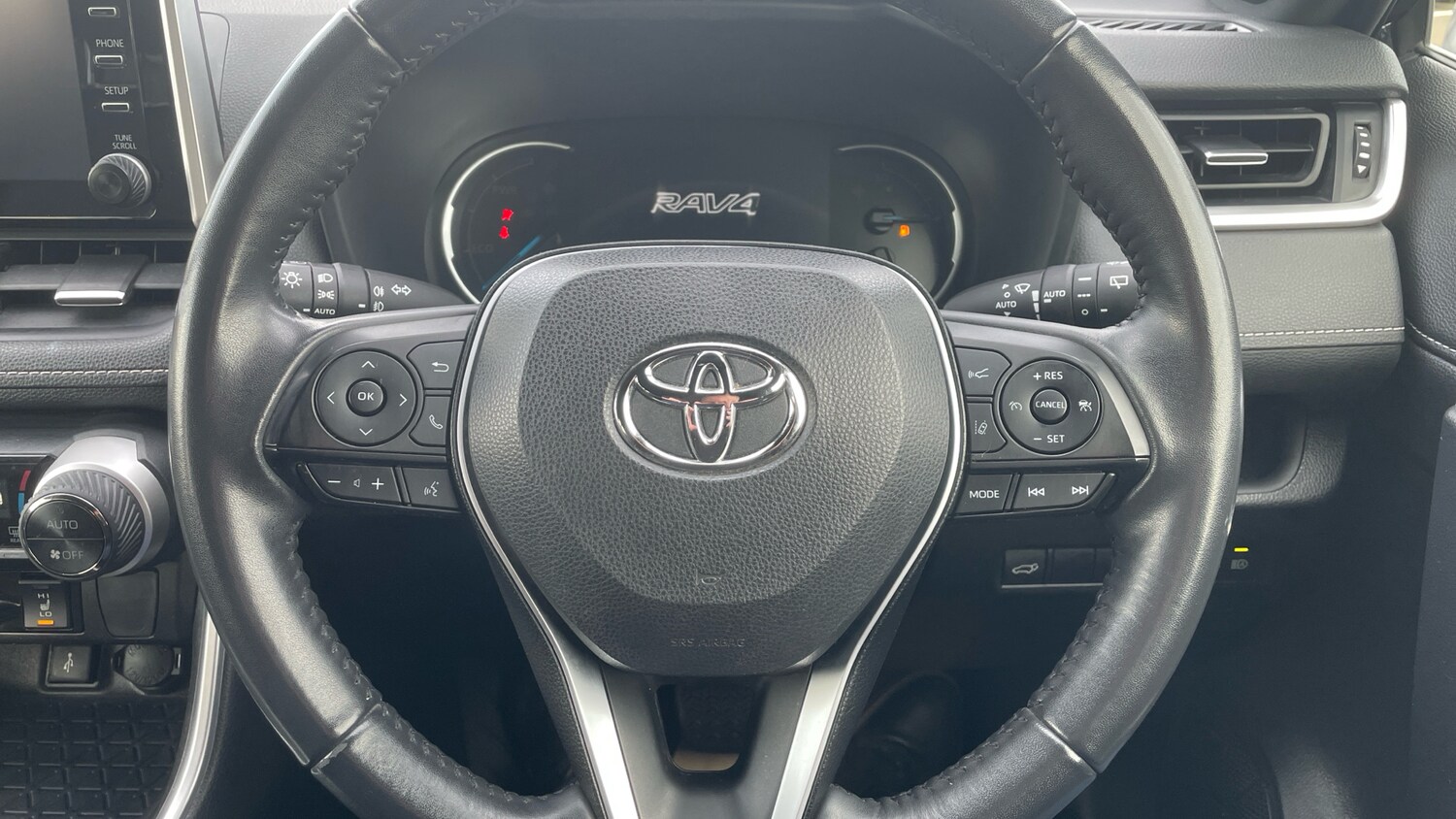 Used Toyota RAV4 2021 for sale - 77830396: Photo 8
