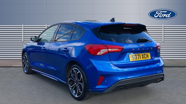 Used Ford Focus 2021 for sale - 76205906: Photo 2