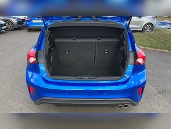 Used Ford Focus 2021 for sale - 76205906: Photo 4