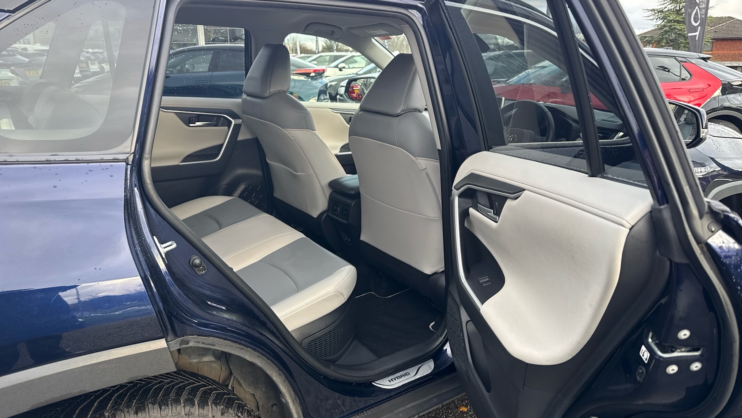 Used Toyota RAV4 2021 for sale - 76908503: Photo 12