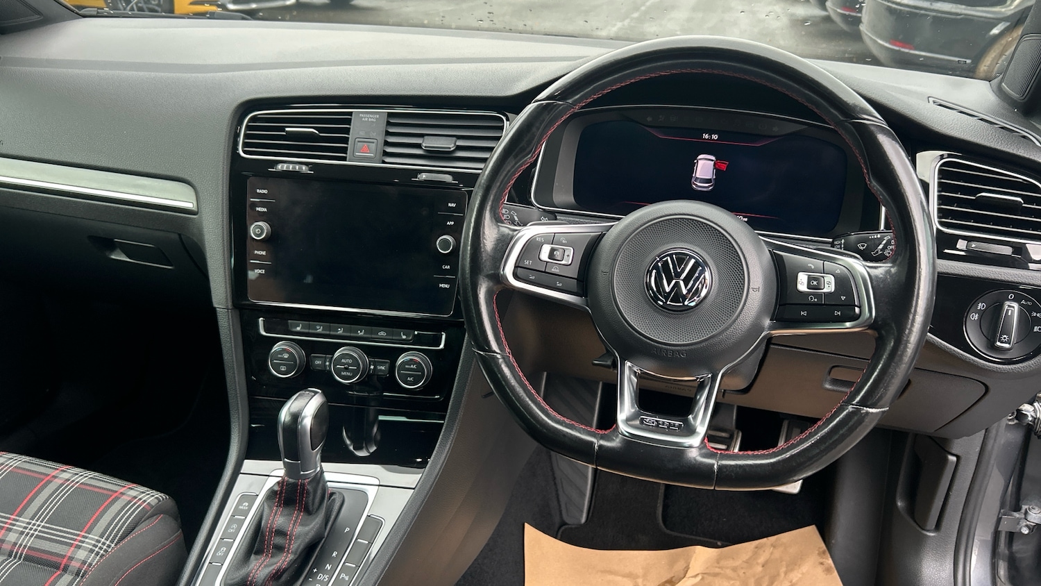 Used Volkswagen Golf 2017 for sale - 76287865: Photo 10