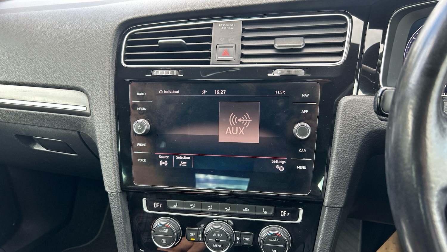 Used Volkswagen Golf 2017 for sale - 76287865: Photo 12