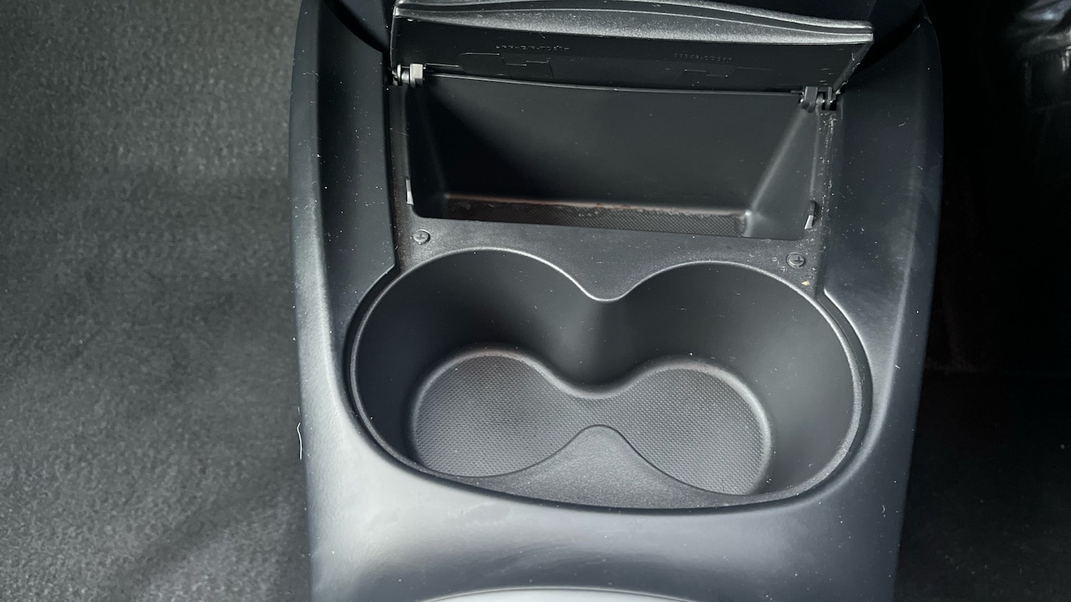 Used Toyota Yaris 2018 for sale - 76984647: Photo 30