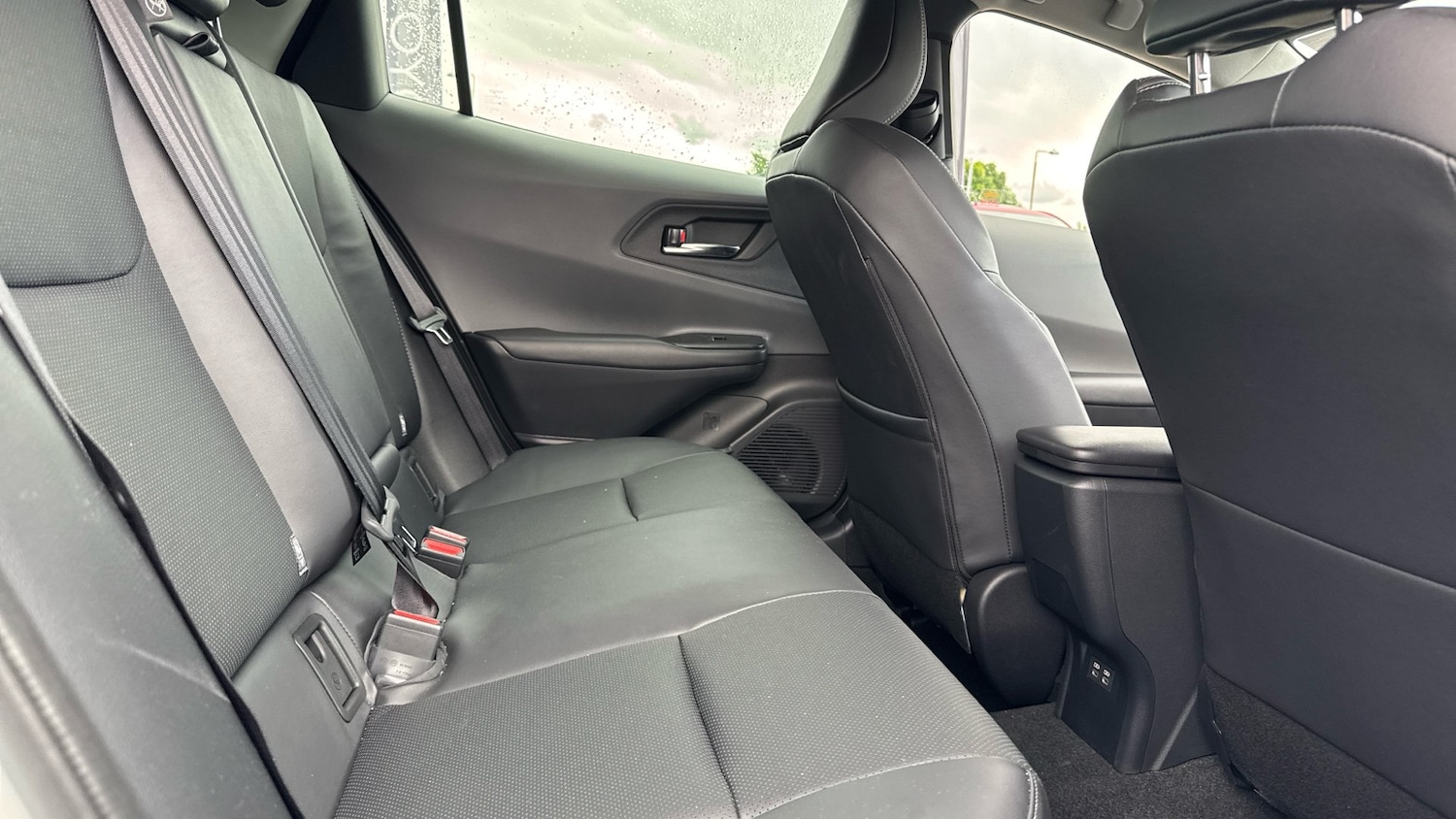 Used Toyota Prius 2025 for sale - 77033324: Photo 12