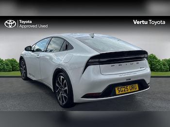 Used Toyota Prius 2025 for sale - 77033324: Photo