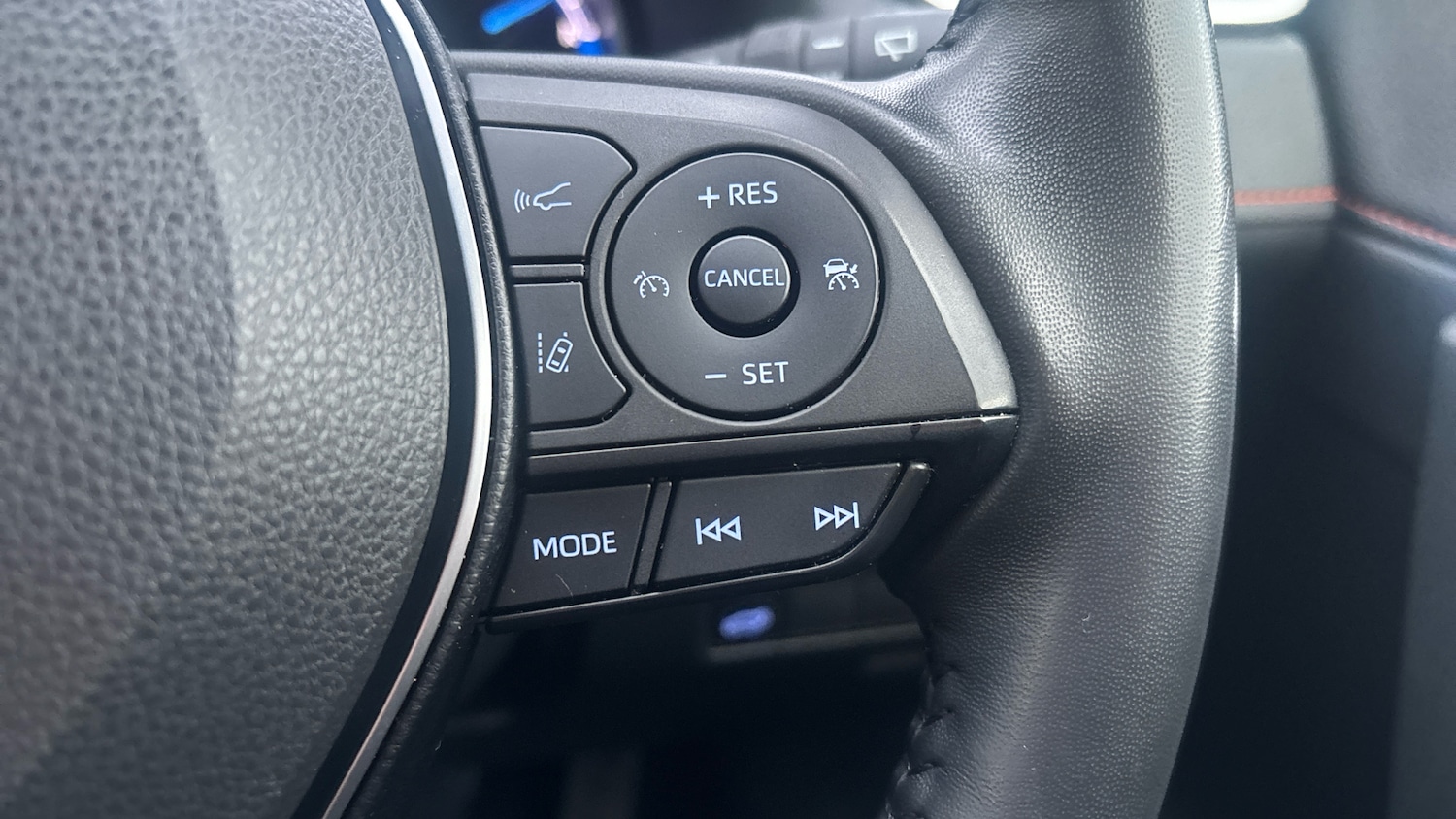 Used Toyota RAV4 2022 for sale - 76904851: Photo 25