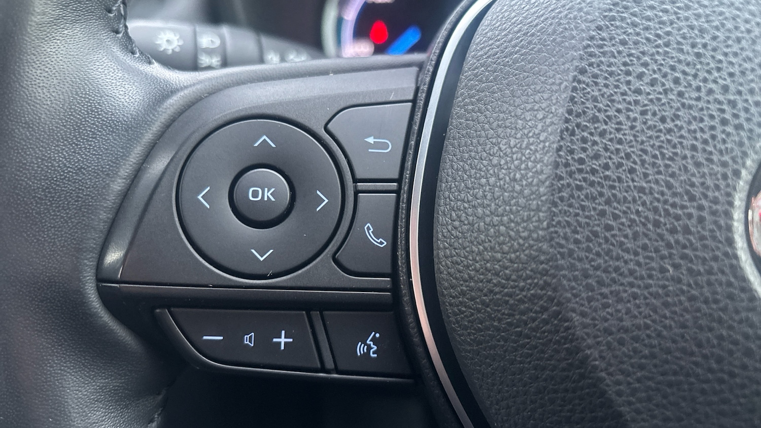 Used Toyota RAV4 2022 for sale - 76904851: Photo 26