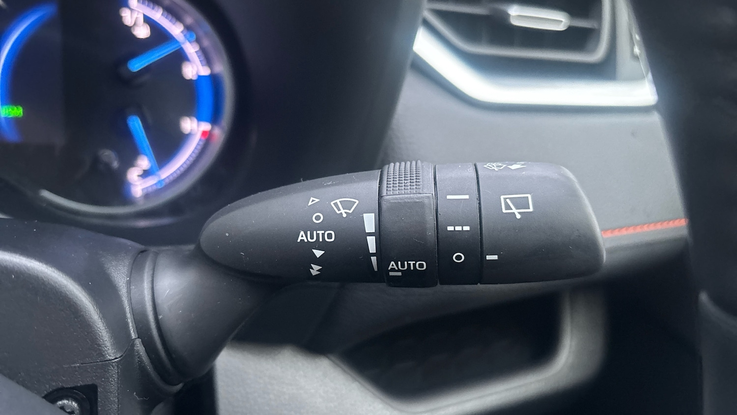 Used Toyota RAV4 2022 for sale - 76904851: Photo 27