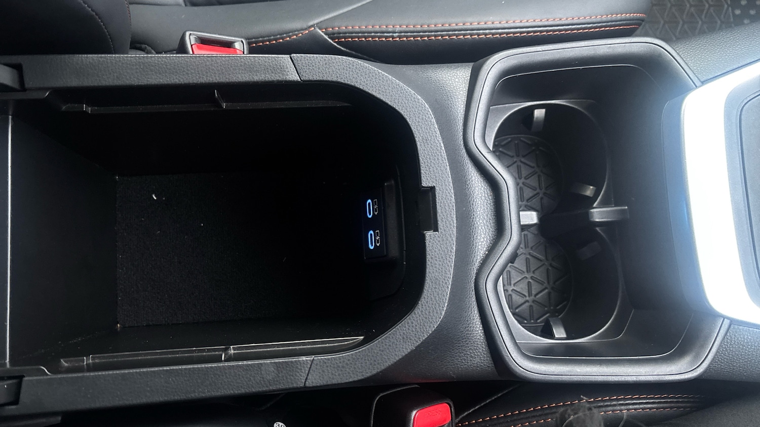 Used Toyota RAV4 2022 for sale - 76904851: Photo 40