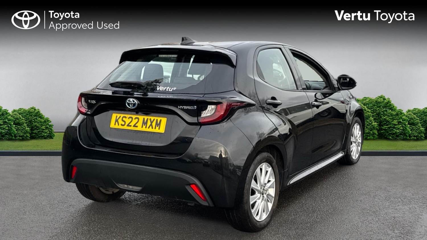 Used Toyota Yaris 2022 for sale - 77136133: Photo 2