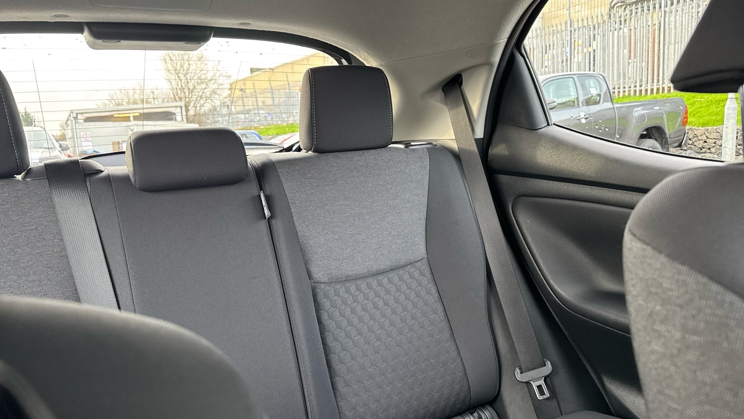 Used Toyota Yaris 2022 for sale - 77136133: Photo 39