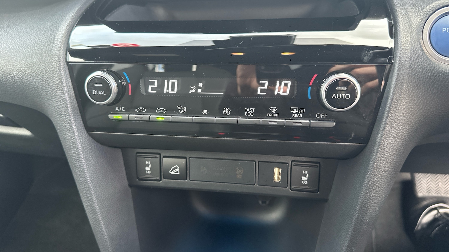 Used Toyota Yaris Cross 2022 for sale - 77061340: Photo 29