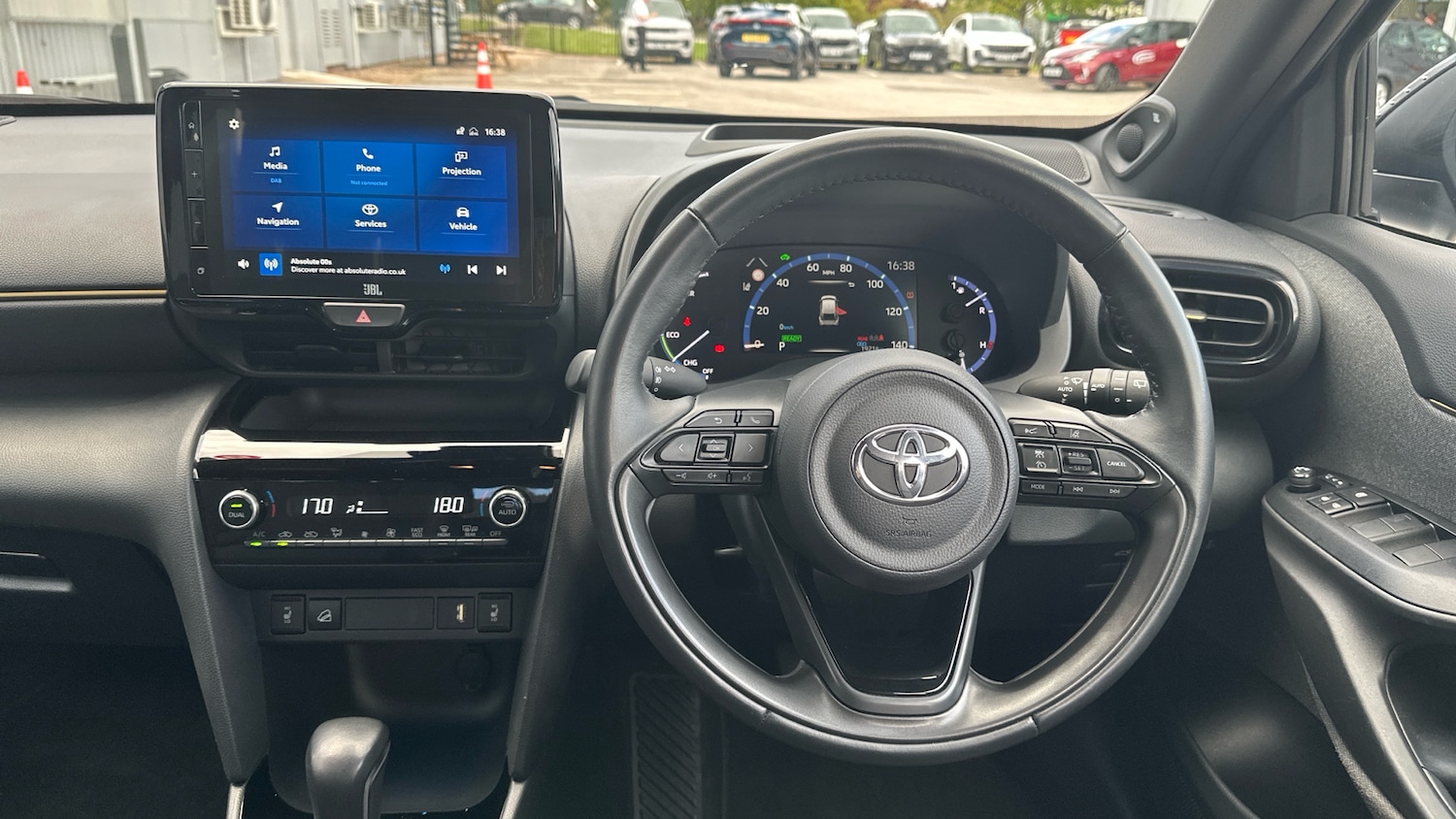 Used Toyota Yaris Cross 2022 for sale - 77061340: Photo 6