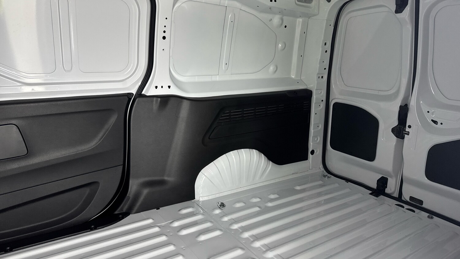 Used Toyota ProAce 2024 for sale - 76352017: Photo 13