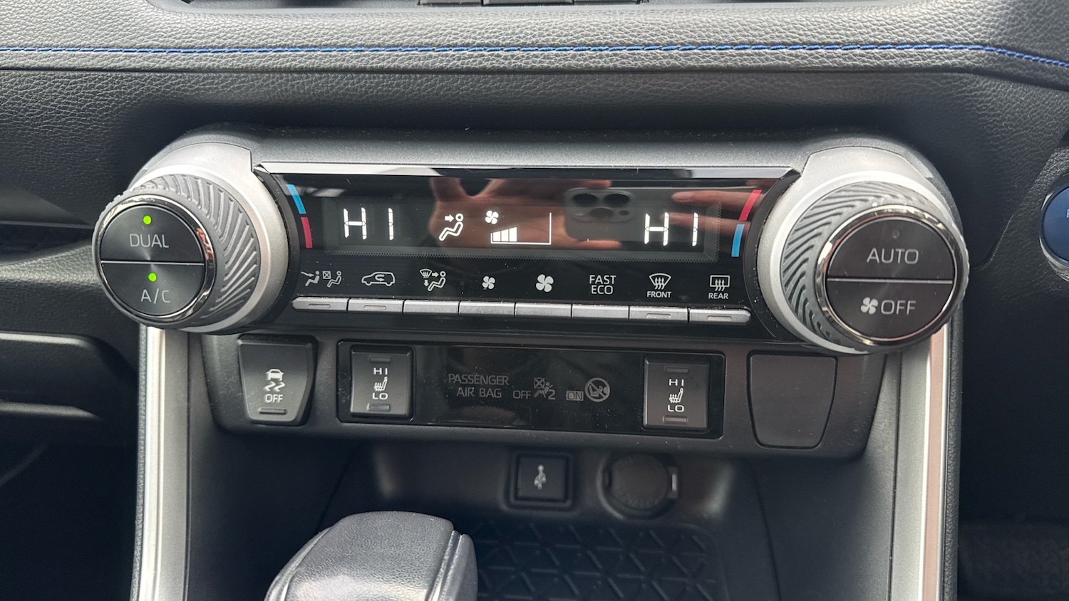 Used Toyota RAV4 2021 for sale - 77567623: Photo 30