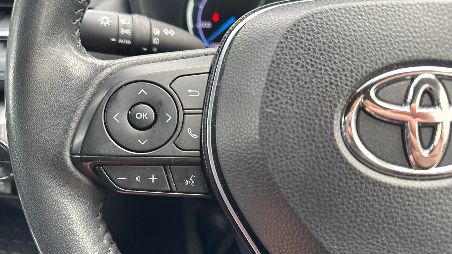 Used Toyota RAV4 2021 for sale - 77567623: Photo 37