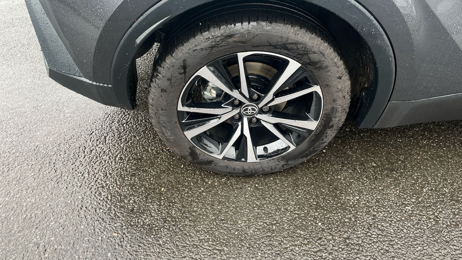 Used Toyota C-HR 2025 for sale - 76157736: Photo 32