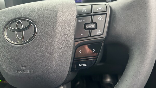 Used Toyota C-HR 2025 for sale - 76157736: Photo 39