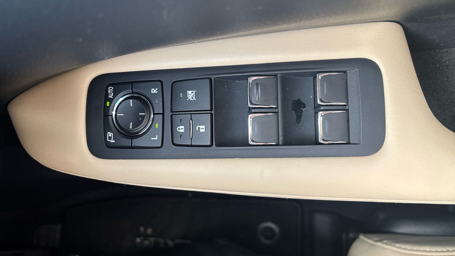 Used Lexus RX 2022 for sale - 76048881: Photo 20