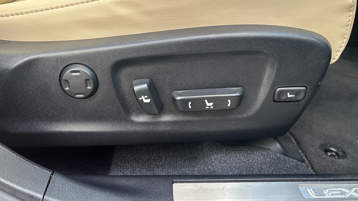 Used Lexus RX 2022 for sale - 76048881: Photo 34