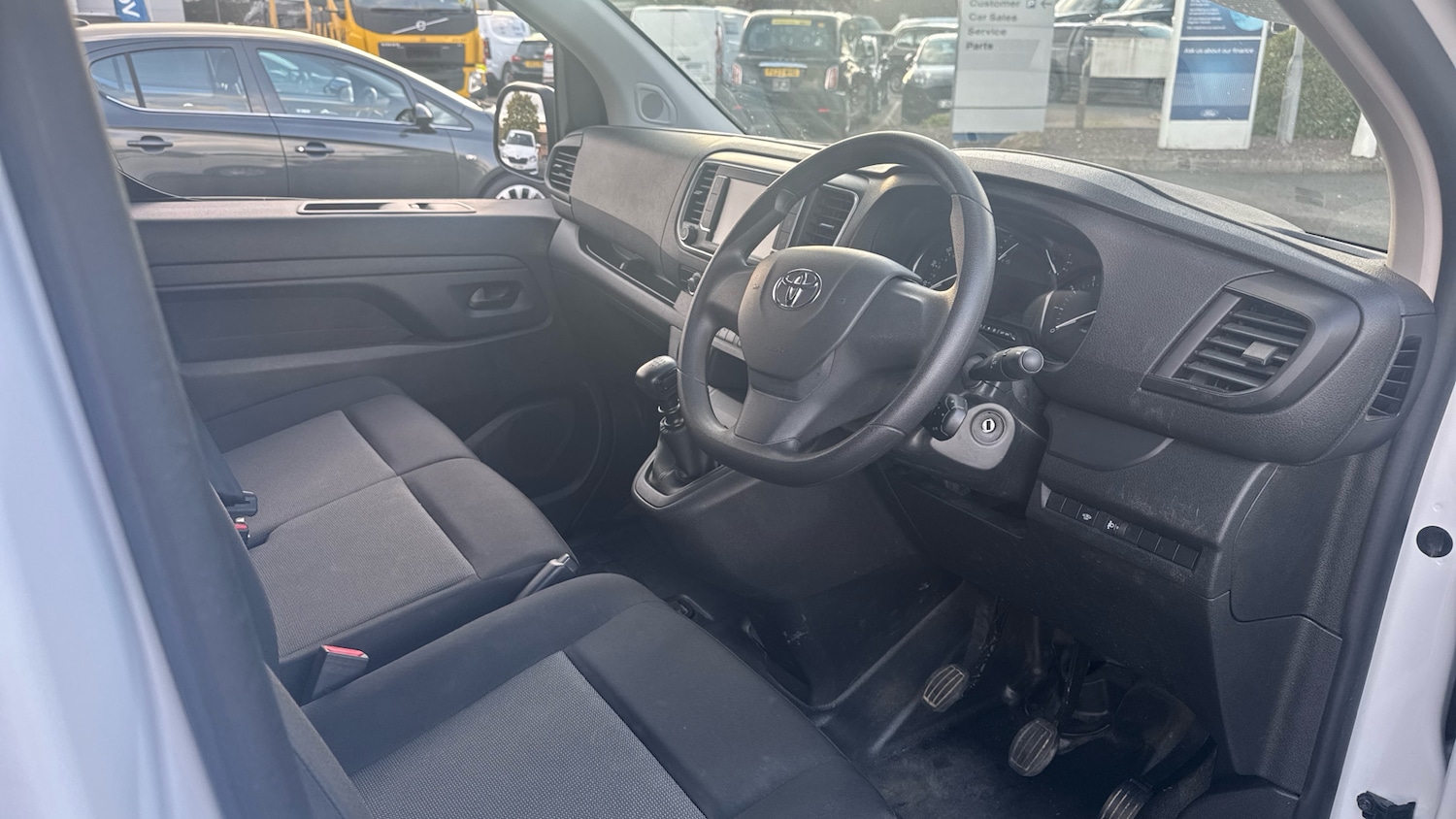 Used Toyota ProAce 2023 for sale - 76332739: Photo 11