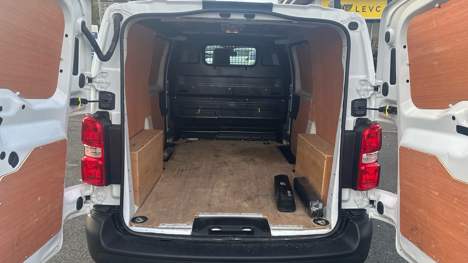 Used Toyota ProAce 2023 for sale - 76332739: Photo 14