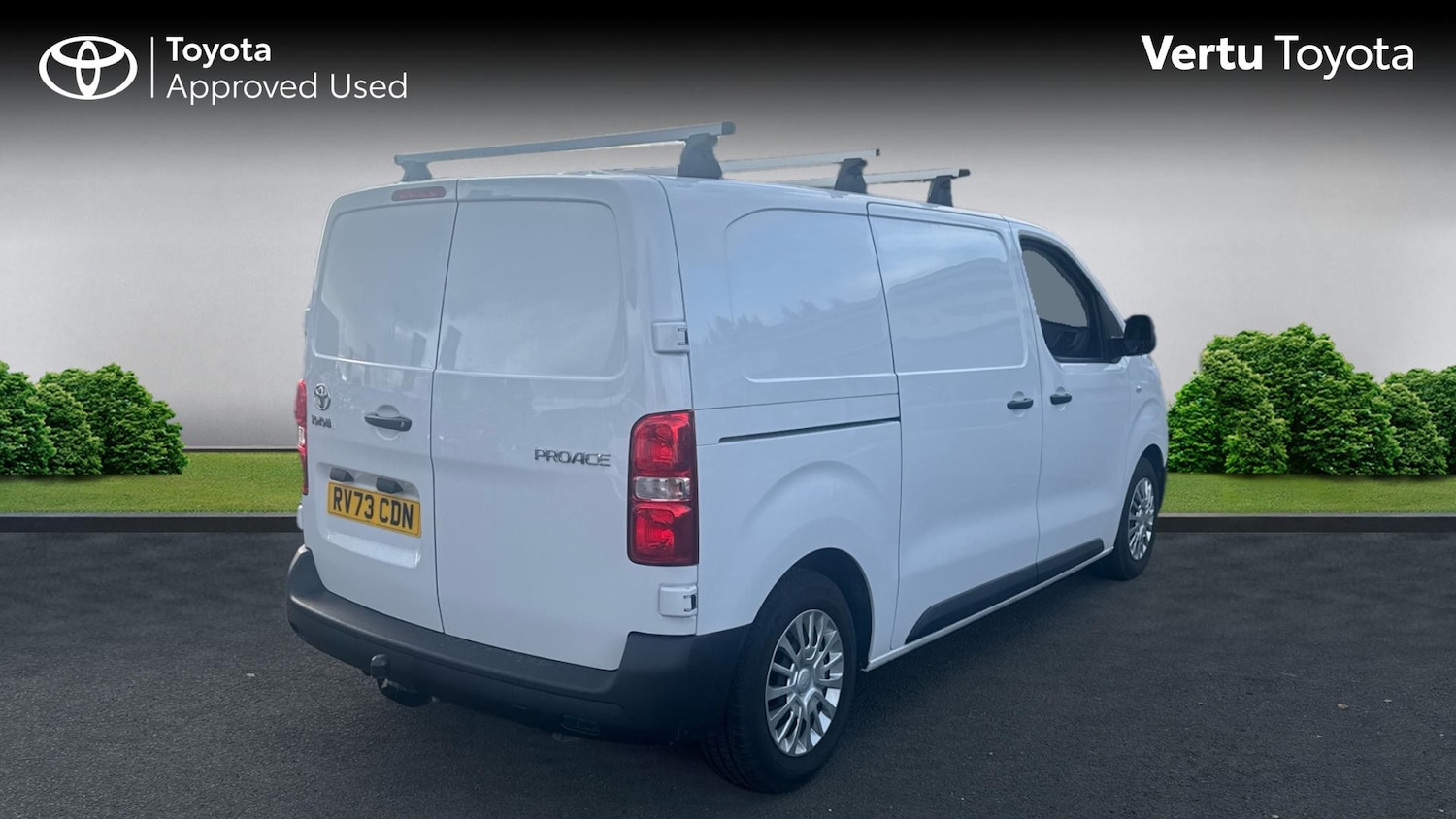 Used Toyota ProAce 2023 for sale - 76332739: Photo 2