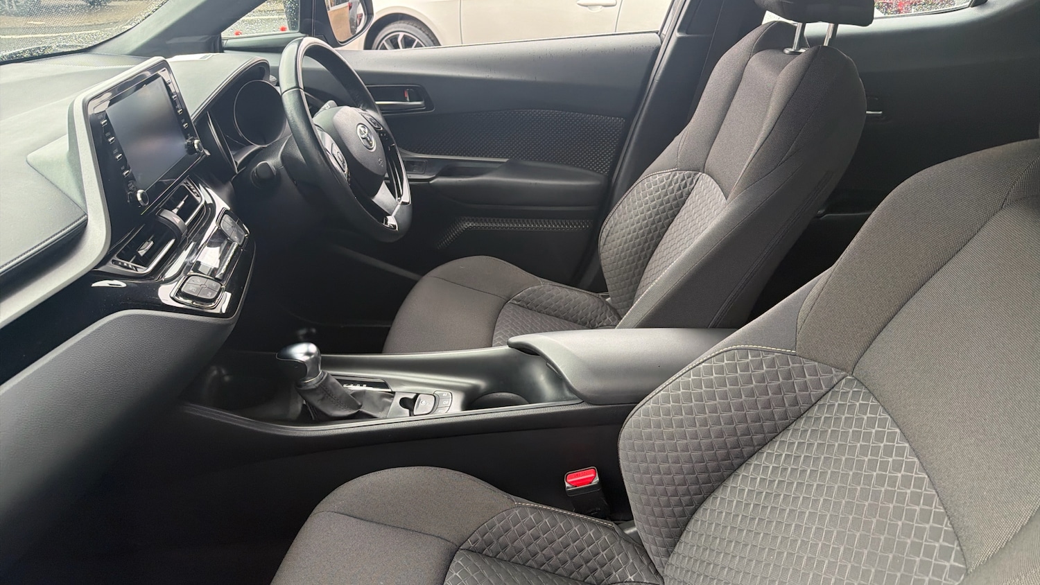 Used Toyota C-HR 2022 for sale - 77603603: Photo 10