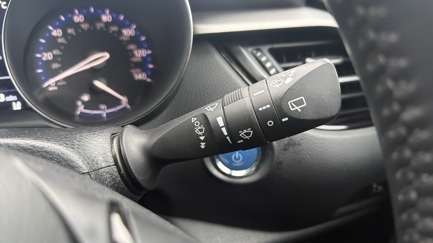 Used Toyota C-HR 2022 for sale - 77603603: Photo 36