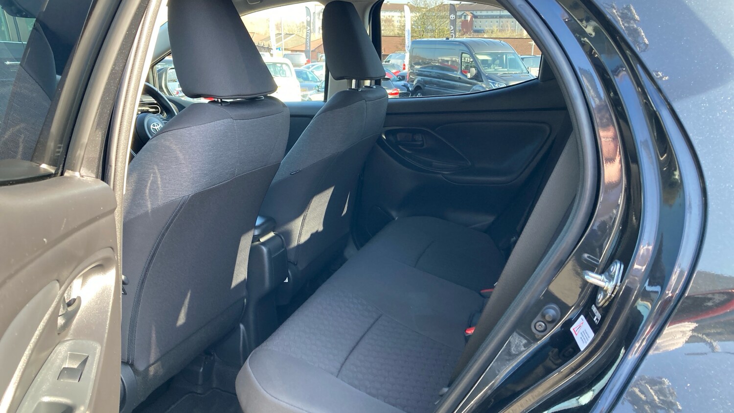 Used Toyota Yaris 2023 for sale - 77997498: Photo 13