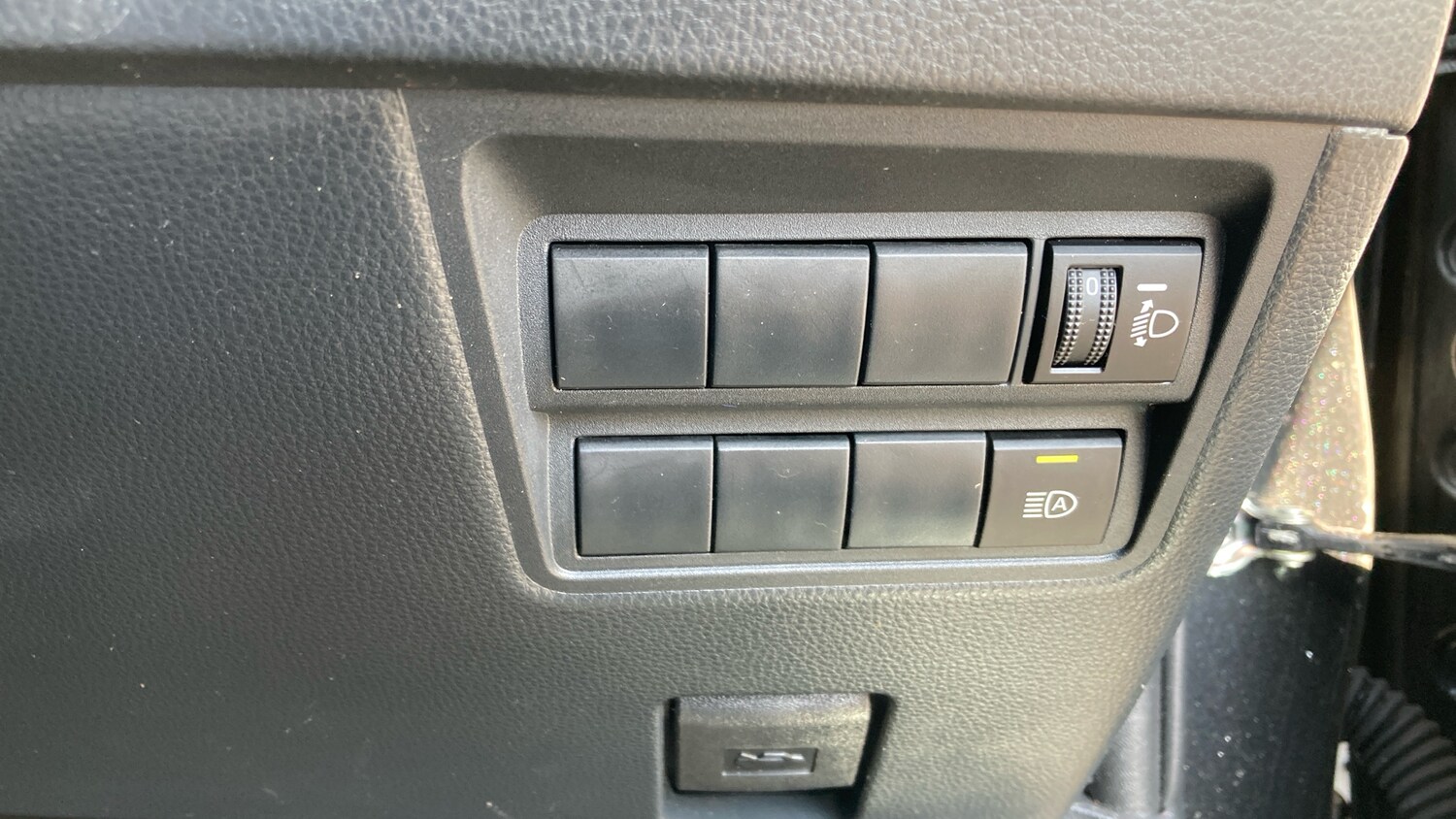 Used Toyota Yaris 2023 for sale - 77997498: Photo 31