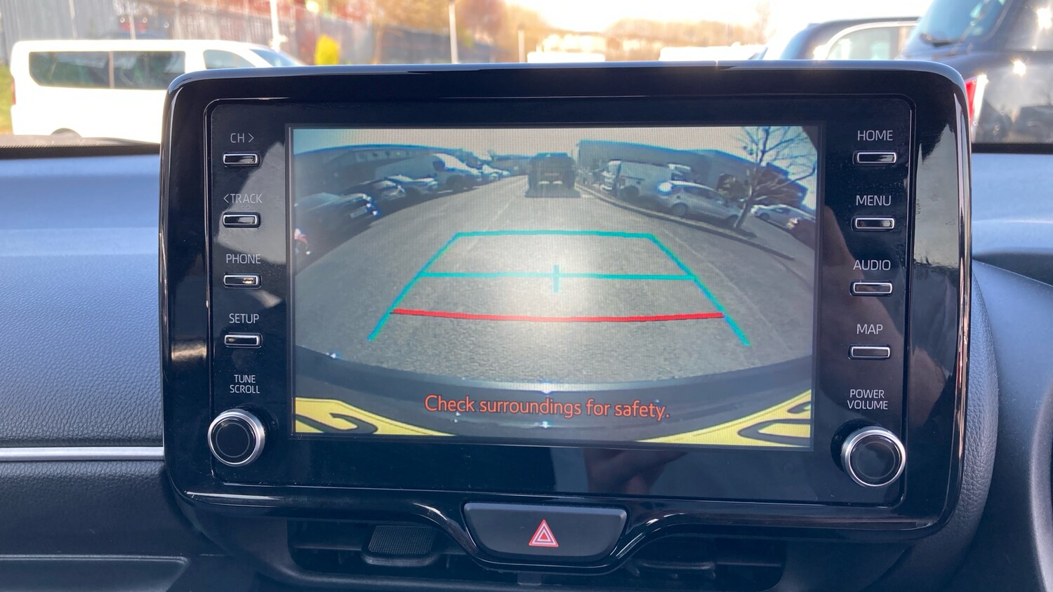 Used Toyota Yaris 2023 for sale - 77997498: Photo 40