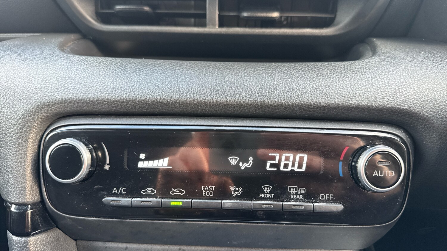 Used Toyota Yaris 2022 for sale - 77541919: Photo 20