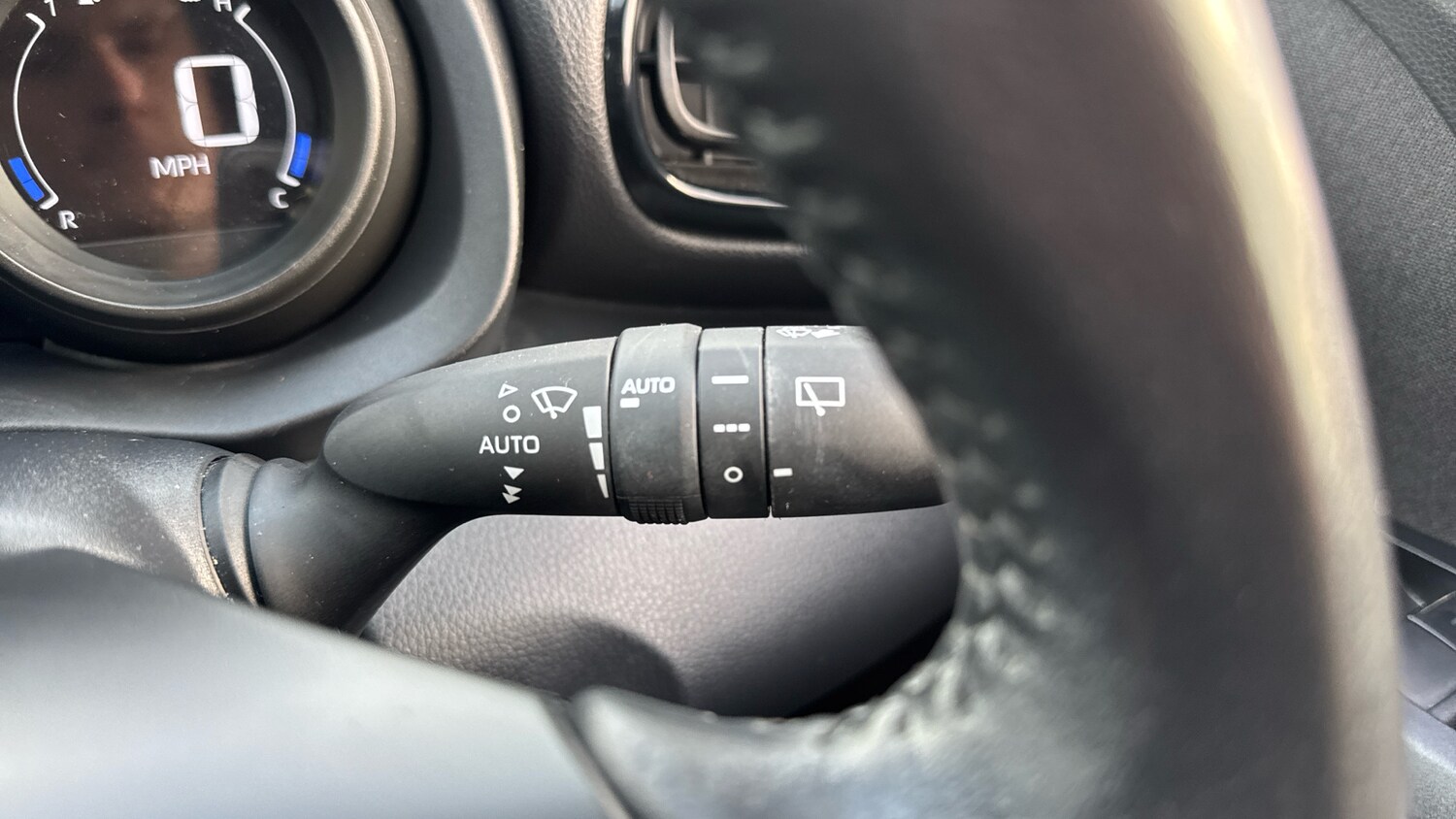 Used Toyota Yaris 2022 for sale - 77541919: Photo 25