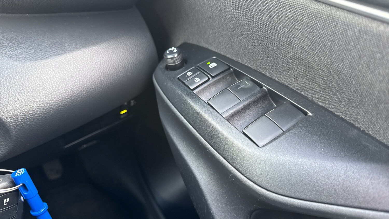 Used Toyota Yaris 2022 for sale - 77541919: Photo 27