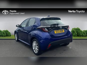 Used Toyota Yaris 2021 for sale - 79663930: Photo